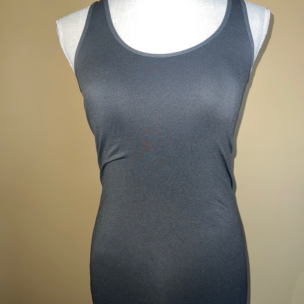 RD STYLE WOMEN'S SIZE XS SLEEVELESS TANK TOP GRAY R D SUPER SOFT